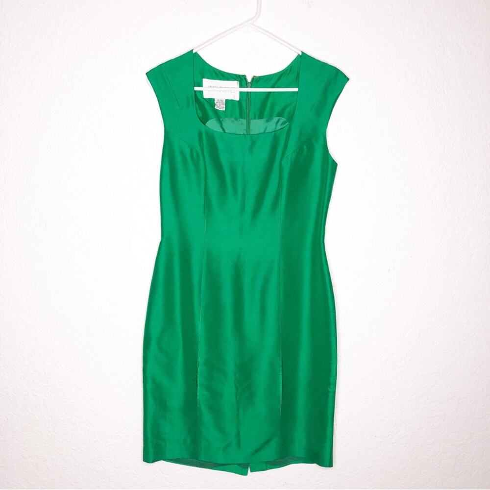 Hugo Buscati Collection green silk cap sleeve sheath dress size 4 holiday party